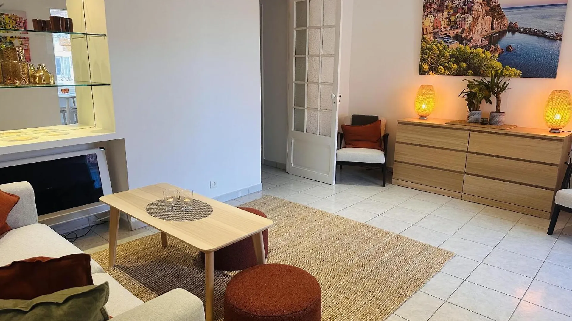 Bright One Bedroom Apartment In The Center Of Cannes13 Minutes Walk To The Palais Des Festivals - 2290 France